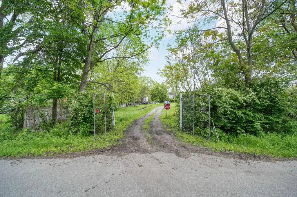 2716 Page Avenue Summit Township MI 49203