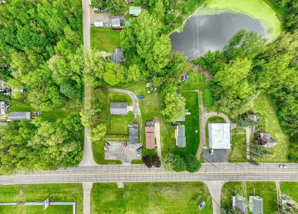 2716 Page Avenue Summit Township MI 49203