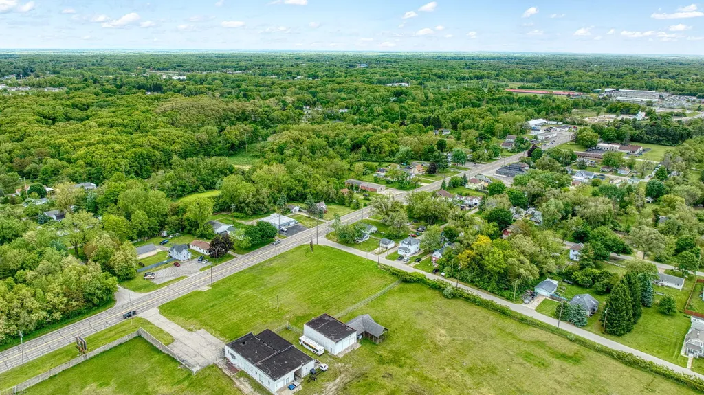 2716 Page Avenue Summit Township MI 49203