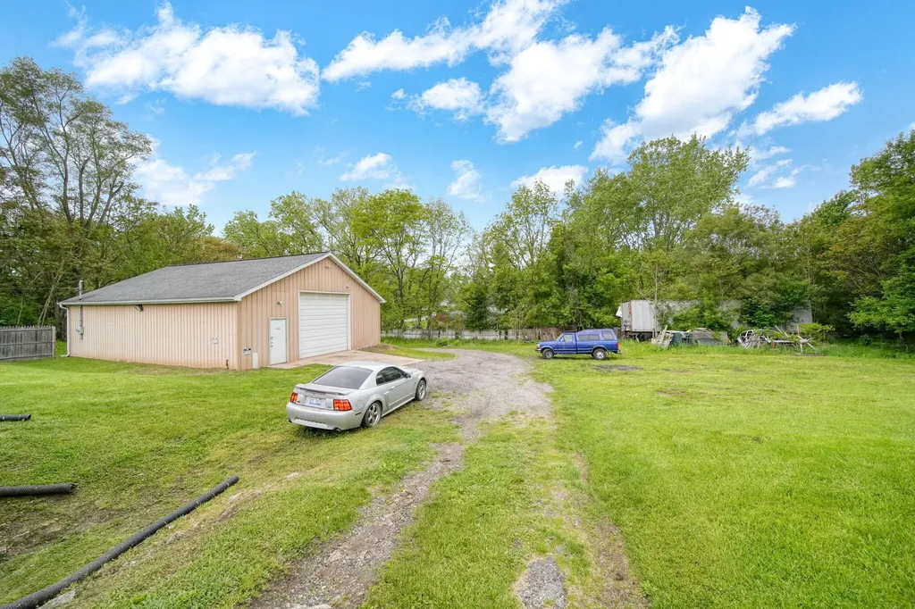 2716 Page Avenue Summit Township MI 49203