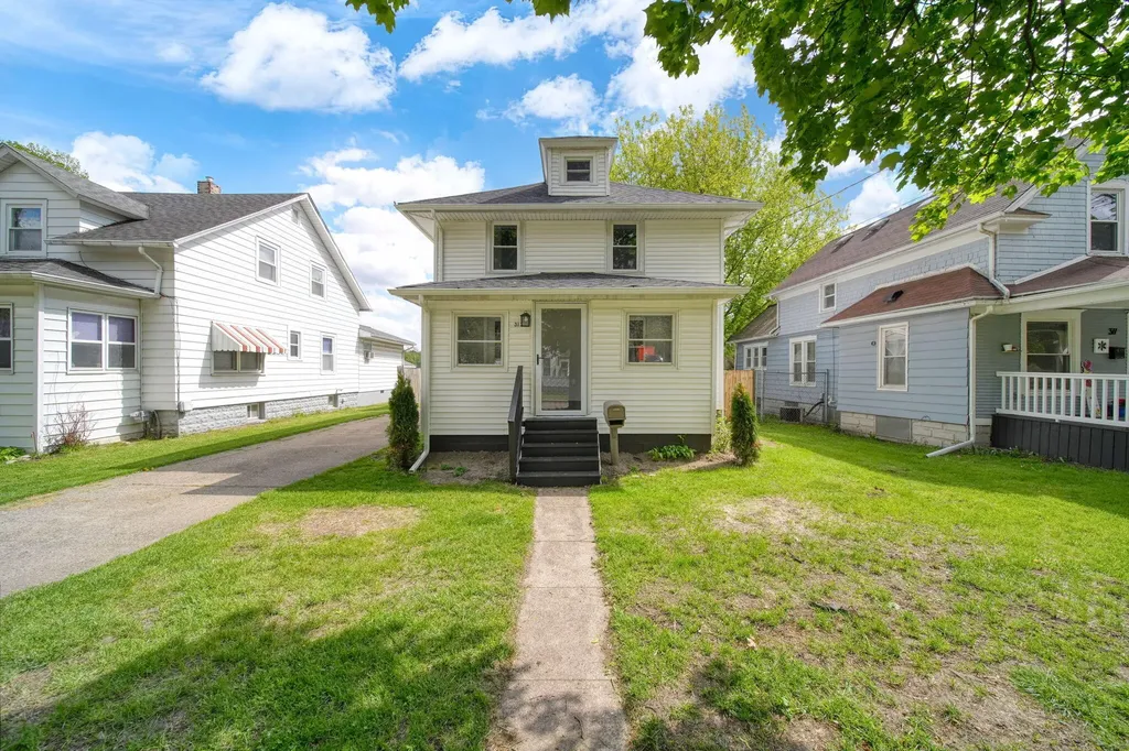 313 E Argyle Street Jackson City MI 49202