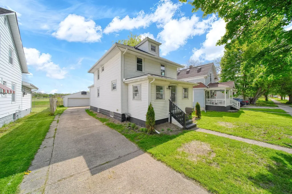 313 E Argyle Street Jackson City MI 49202