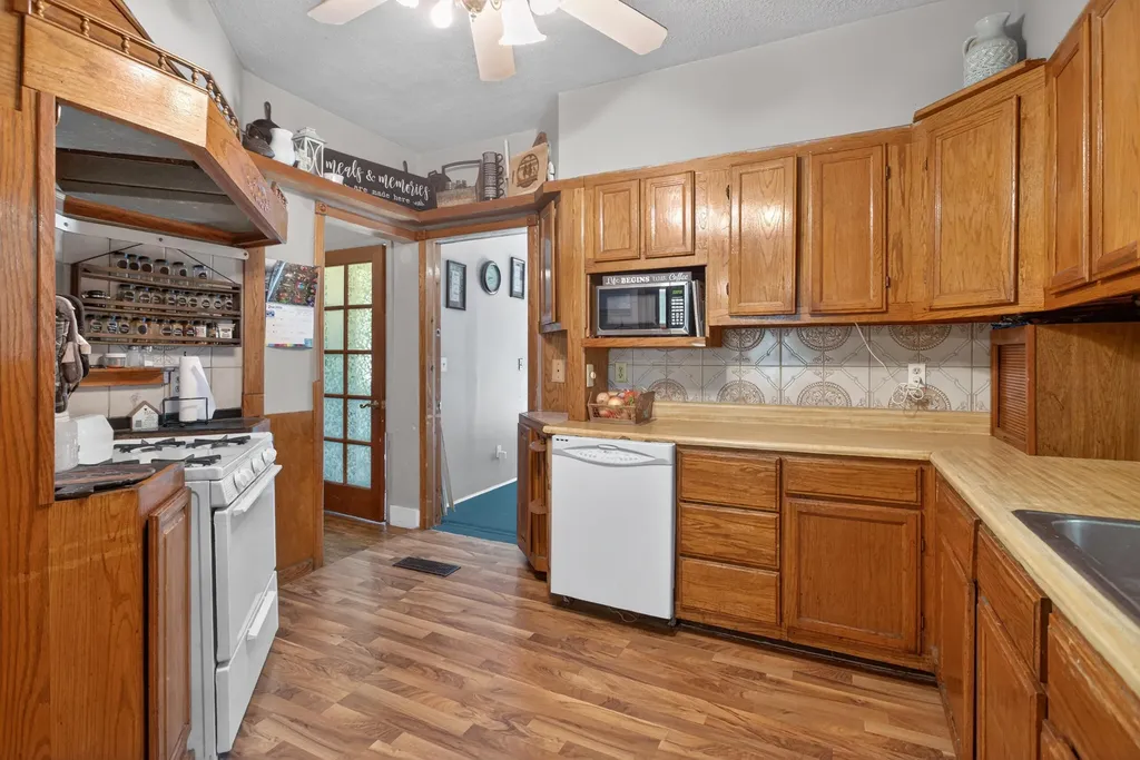 824 Maltby Street Jackson City MI 49202