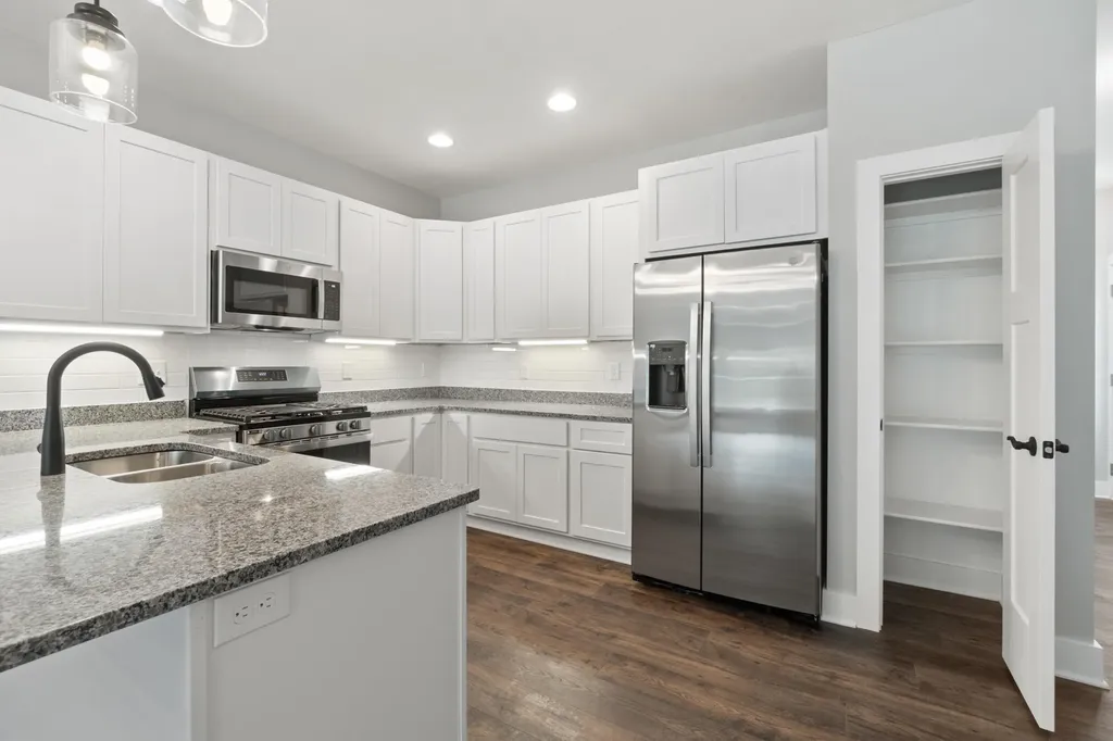 134 Ashley Court Brooklyn Village MI 49230