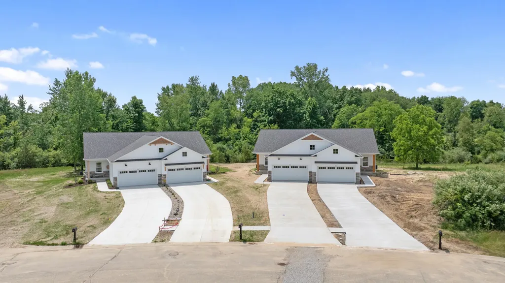 134 Ashley Court Brooklyn Village MI 49230