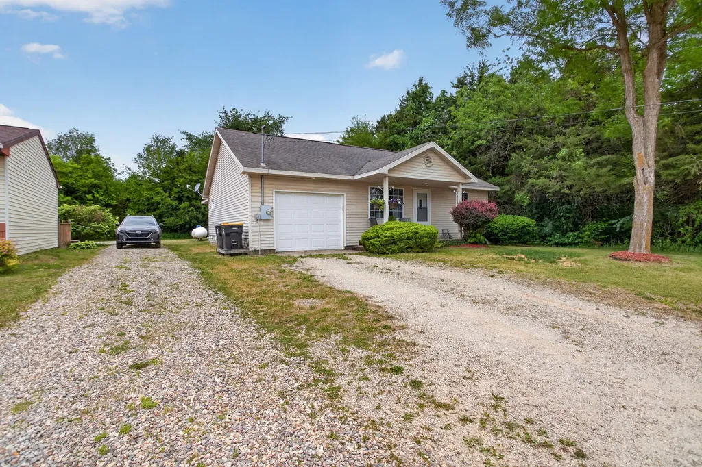 12938 Kelley Road Columbia Township MI 49230