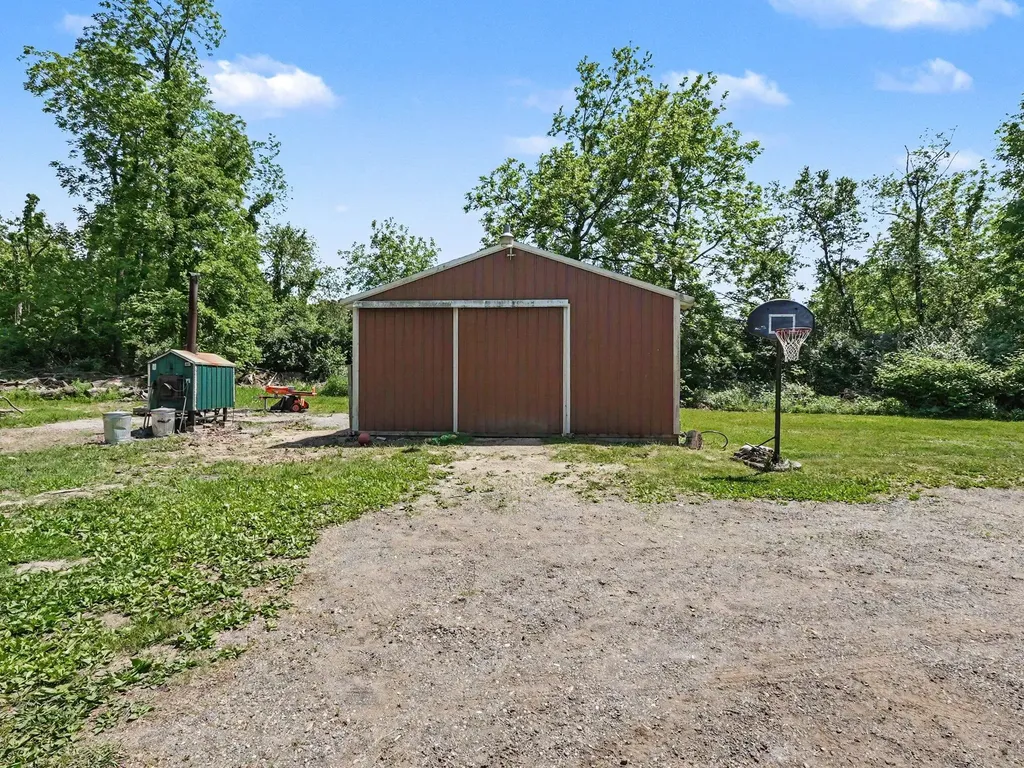 6375 Benton Road Napoleon Township MI 49201