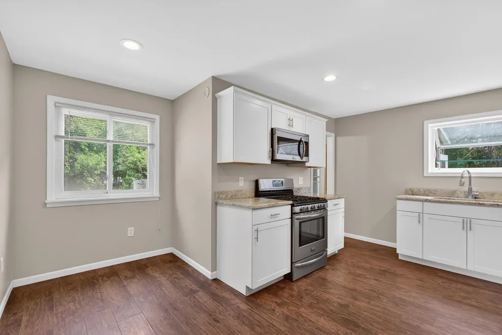 539 Jacqueline Street Leoni Township MI 49202