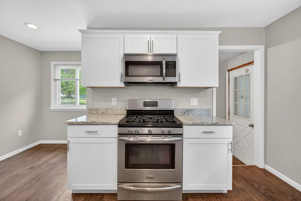 539 Jacqueline Street Leoni Township MI 49202