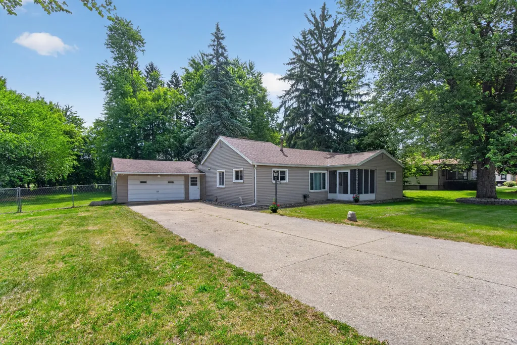539 Jacqueline Street Leoni Township MI 49202
