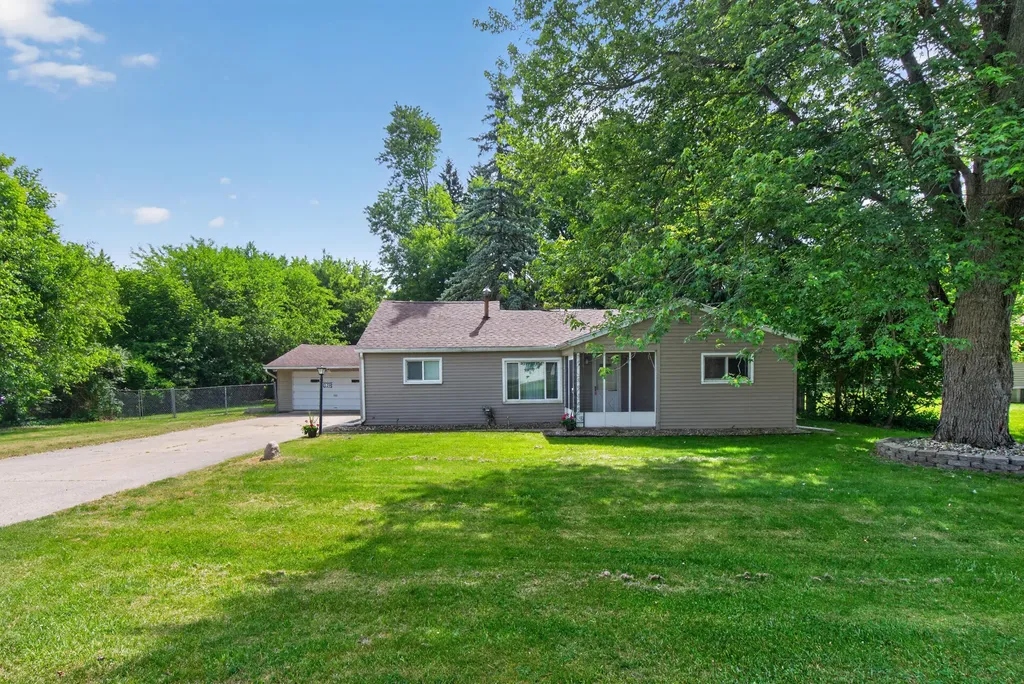 539 Jacqueline Street Leoni Township MI 49202