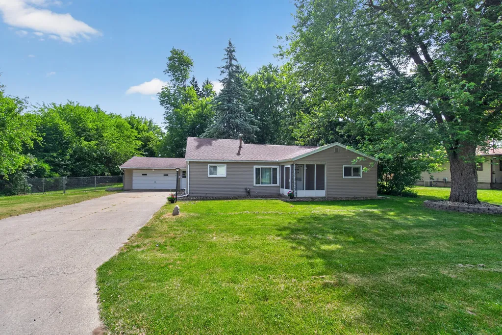 539 Jacqueline Street Leoni Township MI 49202