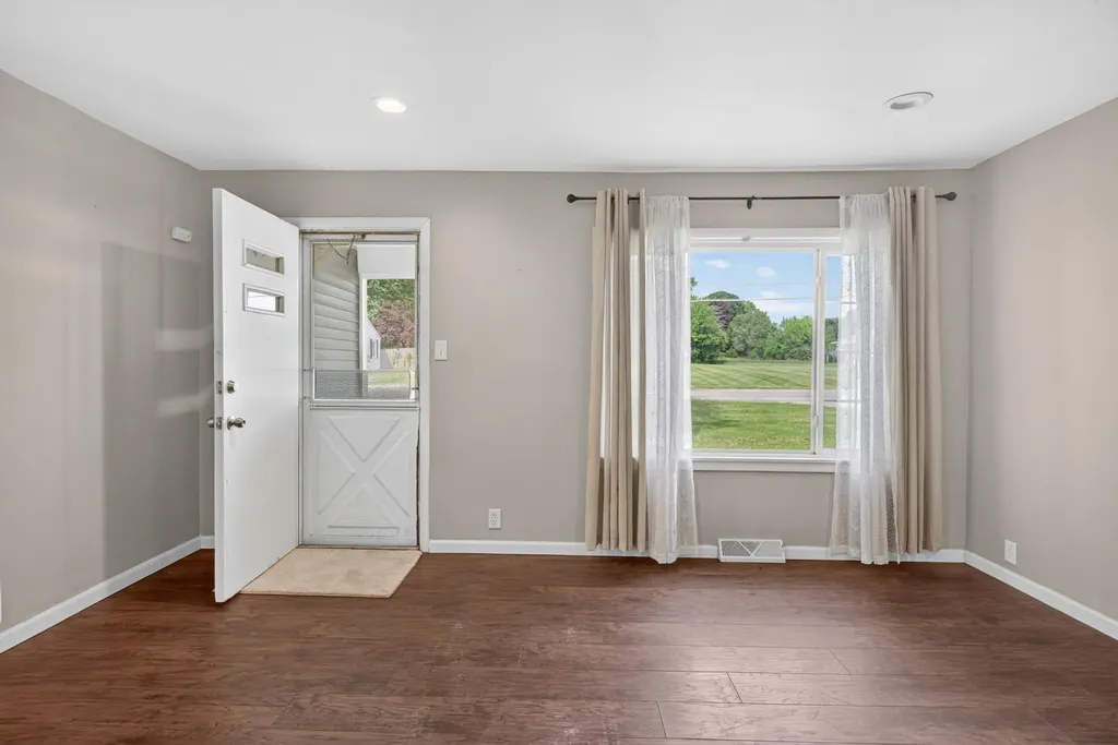 539 Jacqueline Street Leoni Township MI 49202
