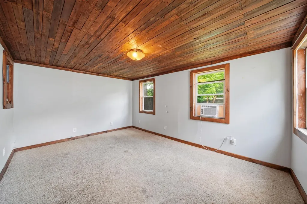 825 Gerald Avenue Summit Township MI 49203