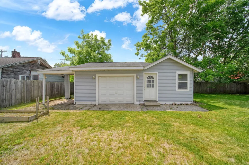 825 Gerald Avenue Summit Township MI 49203