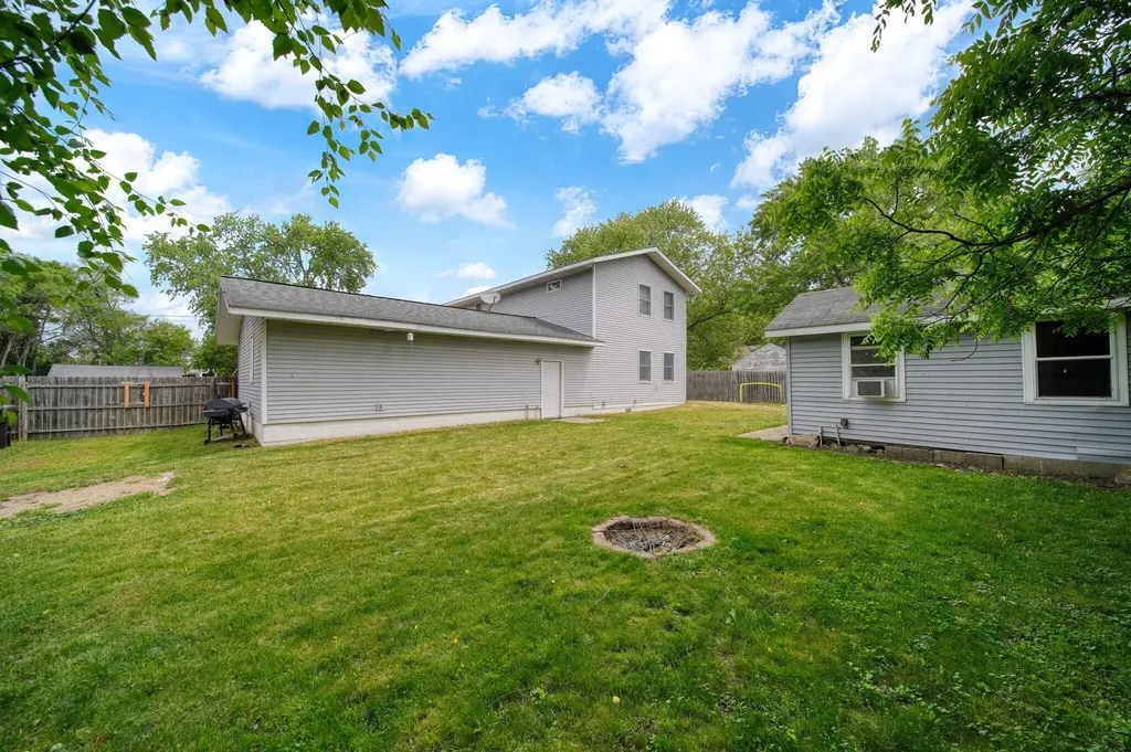 825 Gerald Avenue Summit Township MI 49203