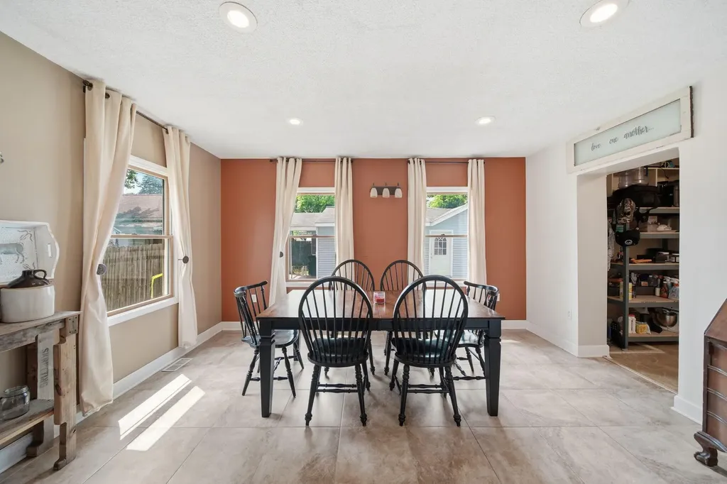 825 Gerald Avenue Summit Township MI 49203