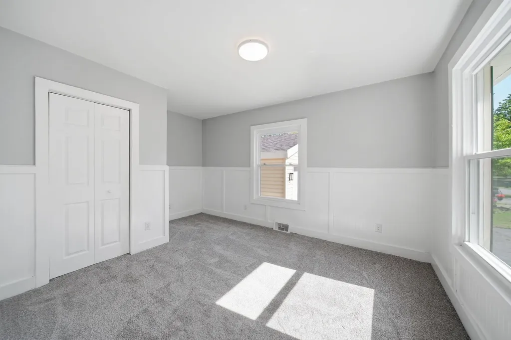 317 Lockwood Street Leoni Township MI 49203