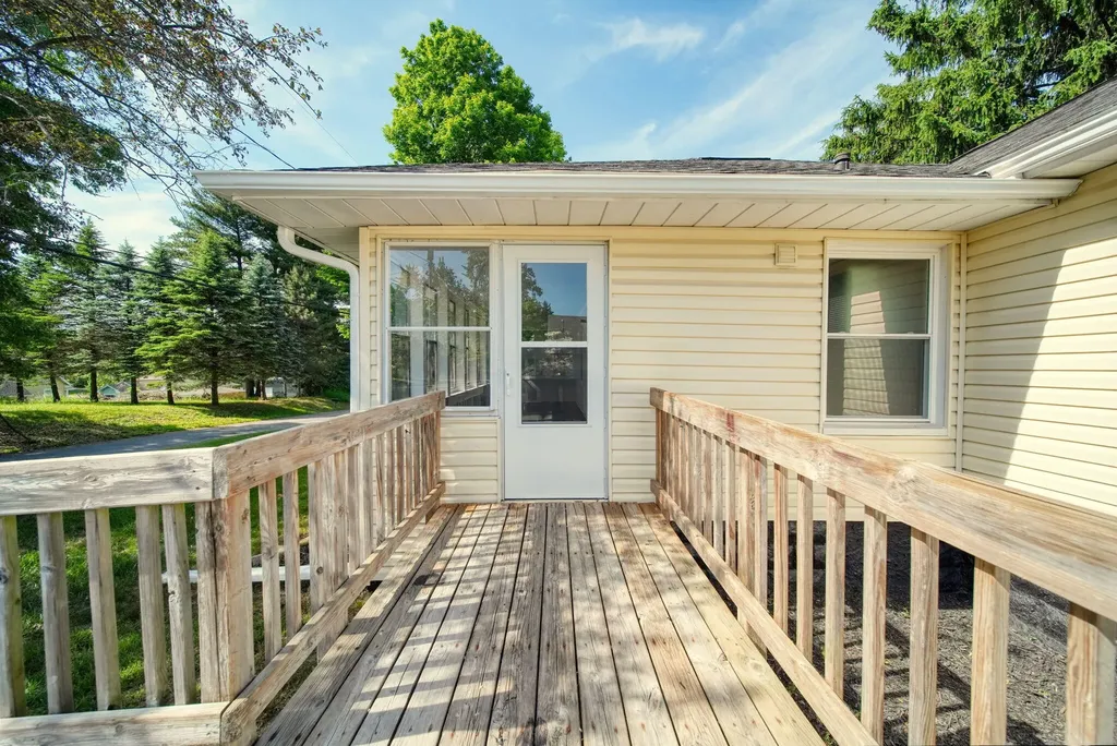 317 Lockwood Street Leoni Township MI 49203