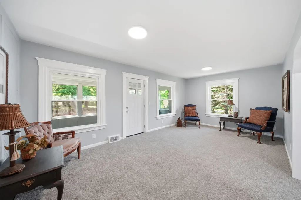 317 Lockwood Street Leoni Township MI 49203