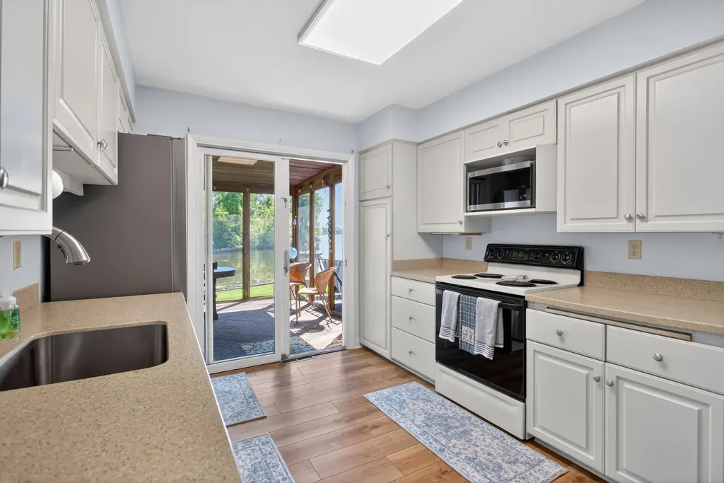 5775 Browns Lake Road Summit Township MI 49203
