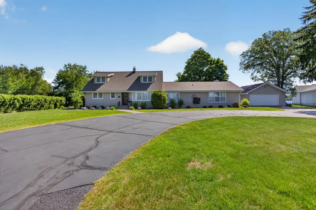 5775 Browns Lake Road Summit Township MI 49203