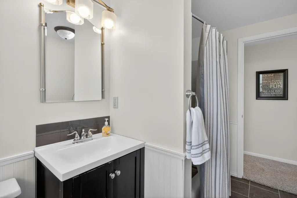 5775 Browns Lake Road Summit Township MI 49203