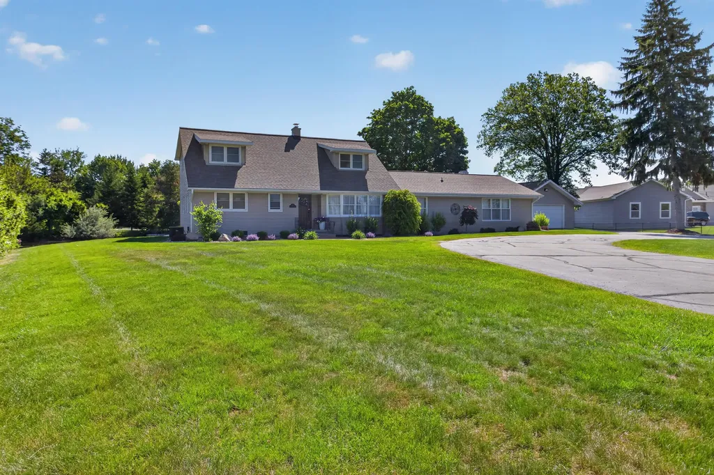 5775 Browns Lake Road Summit Township MI 49203