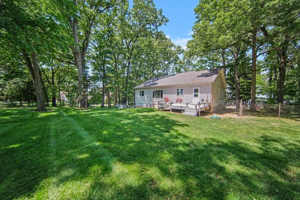12895 Kelley Road Columbia Township MI 49230