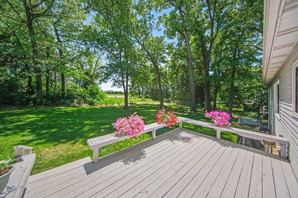 12895 Kelley Road Columbia Township MI 49230