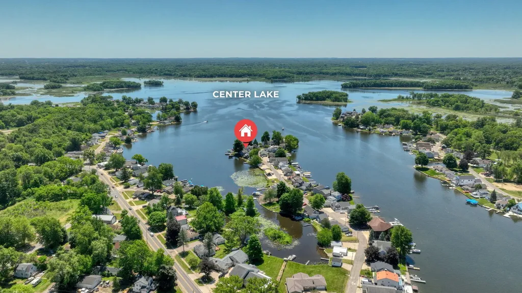 245 Duryeas Point Leoni Township MI 49254