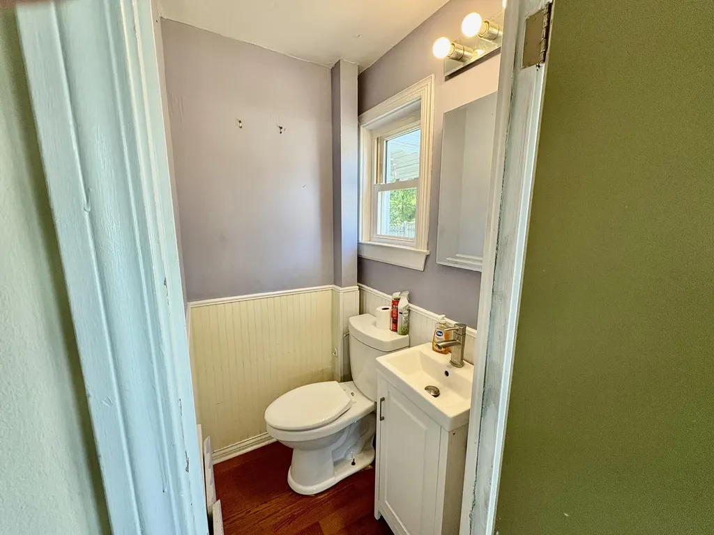 231 Monroe Street Brooklyn Village MI 49230