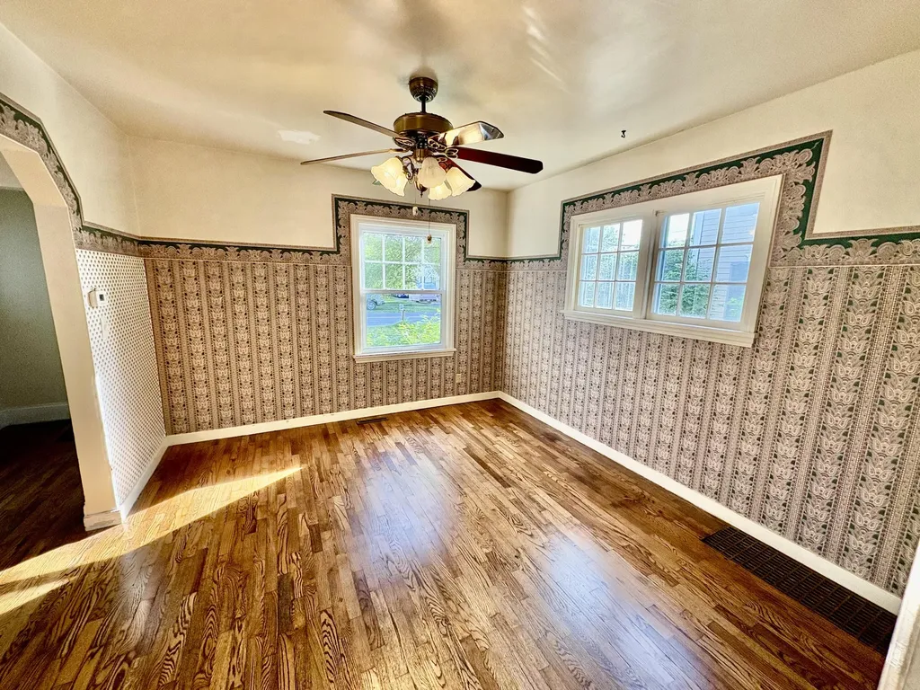 231 Monroe Street Brooklyn Village MI 49230