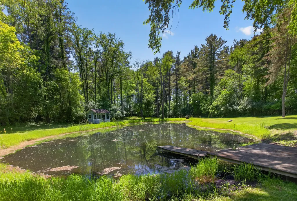 7655 Riverside Road Columbia Township MI 49230