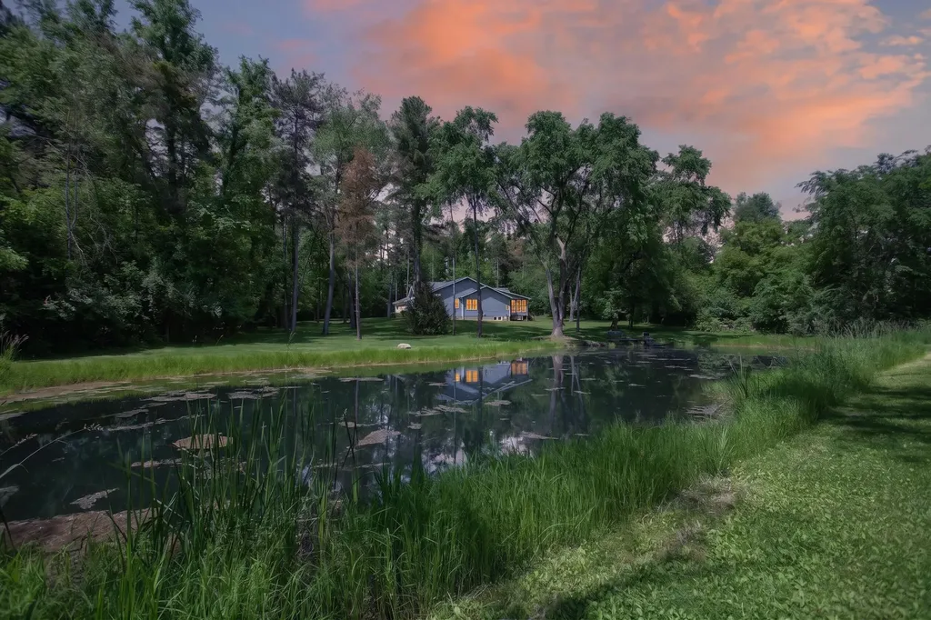 7655 Riverside Road Columbia Township MI 49230