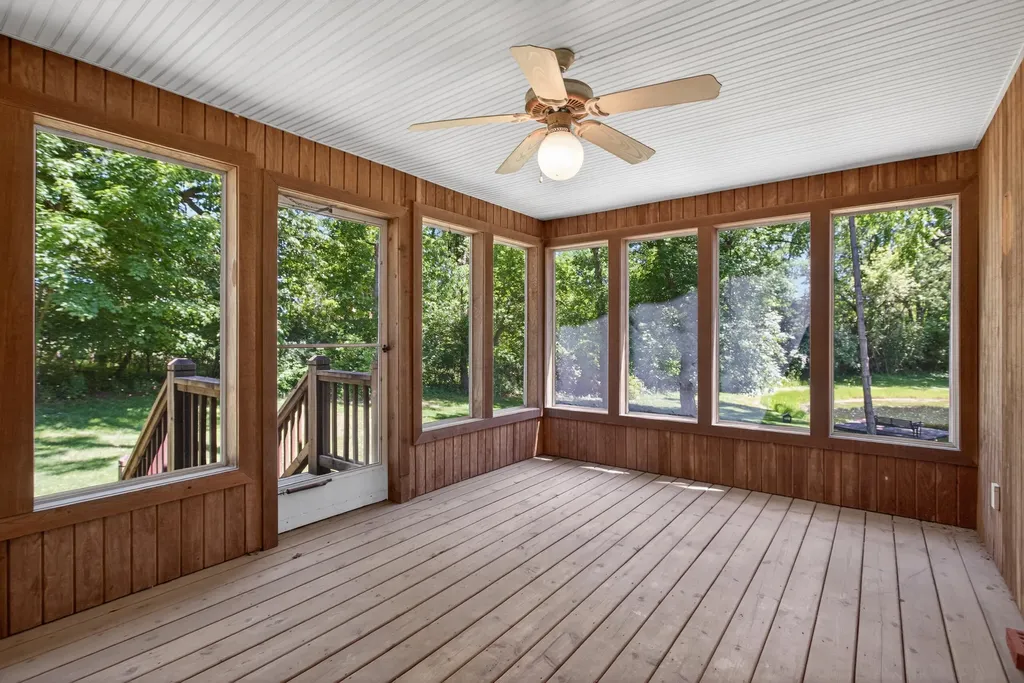 7655 Riverside Road Columbia Township MI 49230