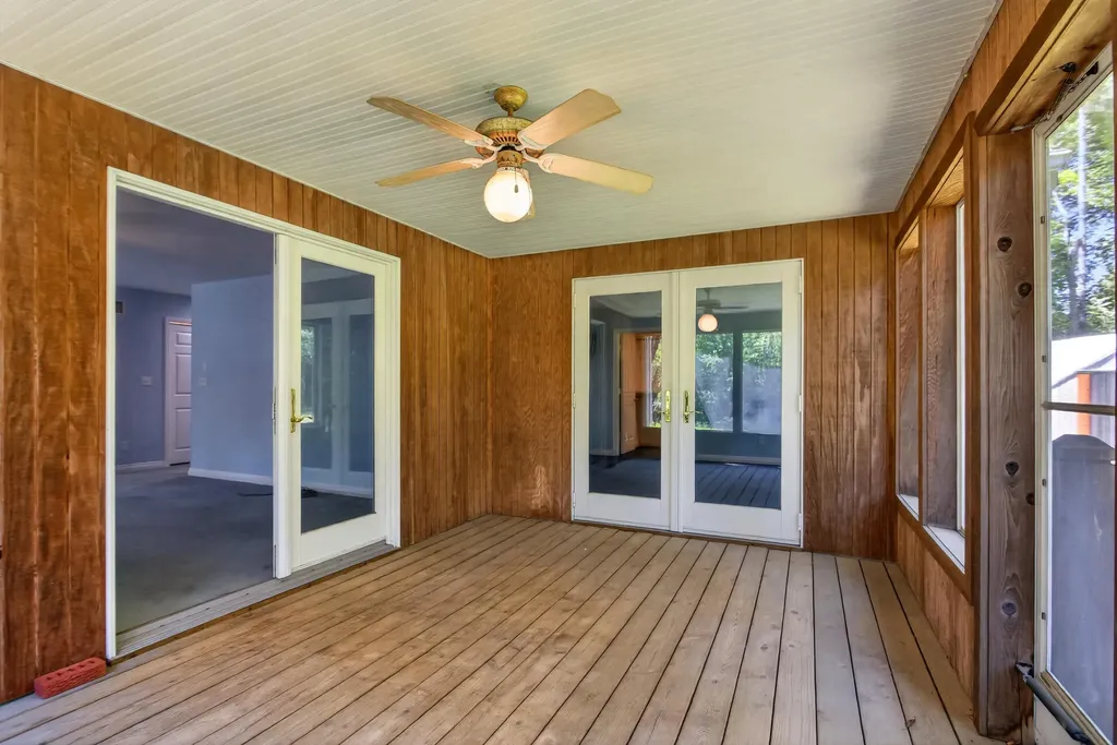 7655 Riverside Road Columbia Township MI 49230