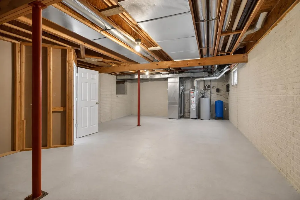 7655 Riverside Road Columbia Township MI 49230