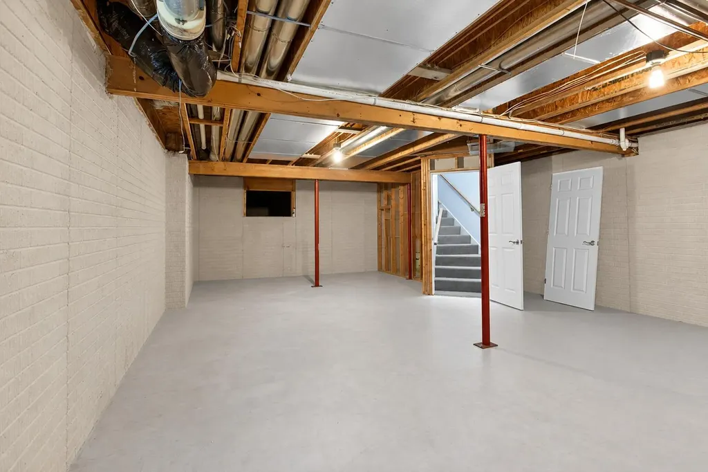 7655 Riverside Road Columbia Township MI 49230