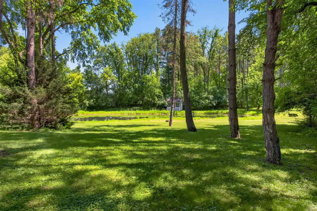 7655 Riverside Road Columbia Township MI 49230