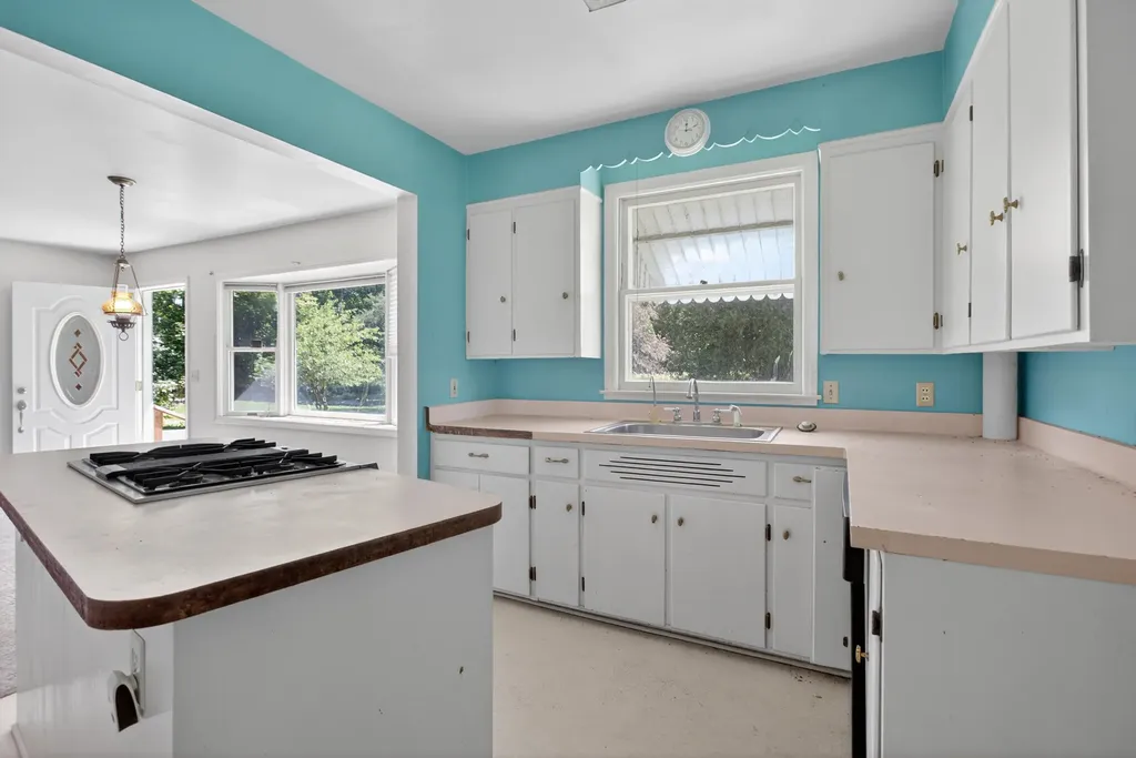 2627 Cooper Street Blackman Charter Township MI 49201