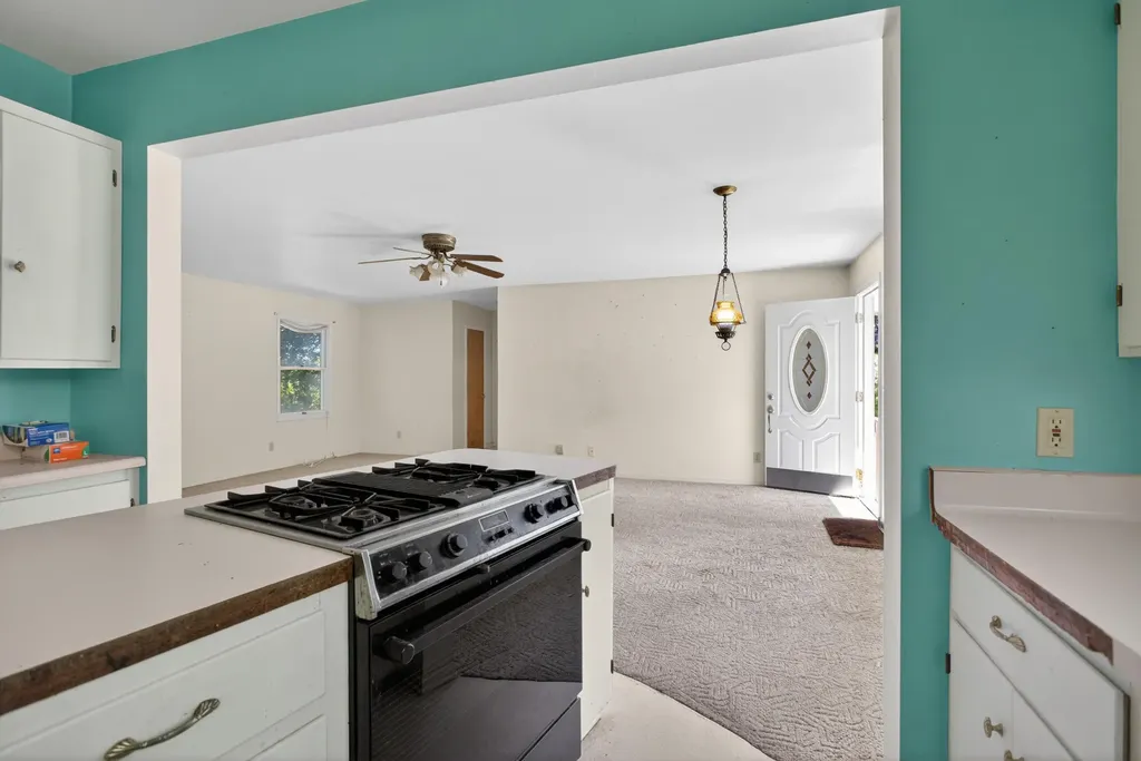 2627 Cooper Street Blackman Charter Township MI 49201