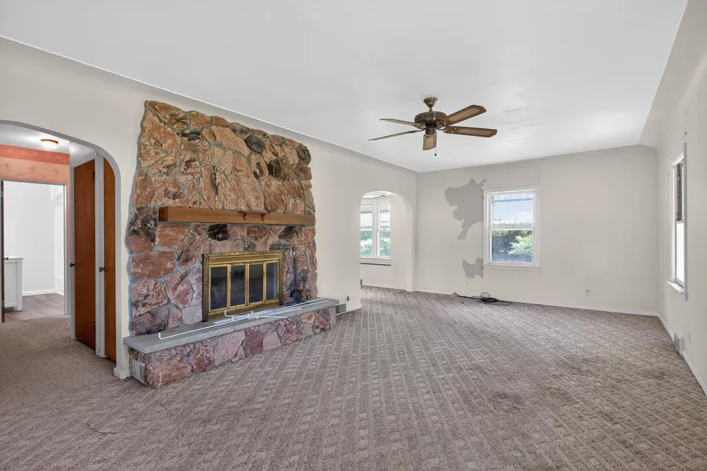 2627 Cooper Street Blackman Charter Township MI 49201