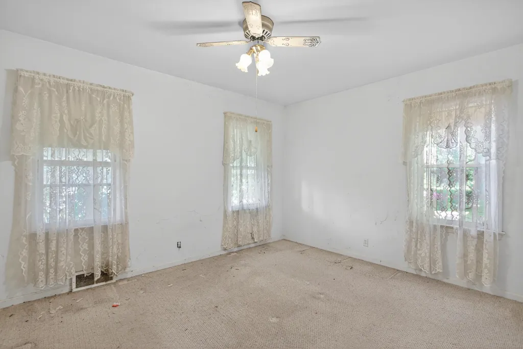 2627 Cooper Street Blackman Charter Township MI 49201