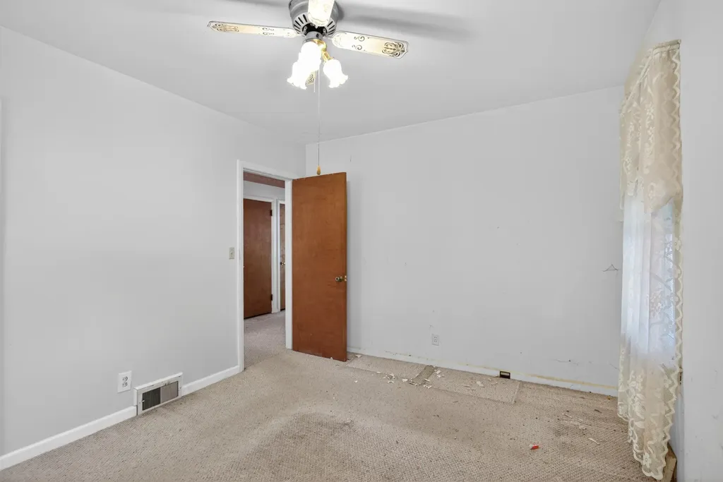 2627 Cooper Street Blackman Charter Township MI 49201
