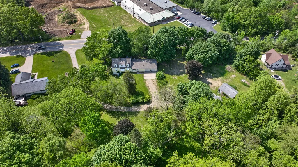 2627 Cooper Street Blackman Charter Township MI 49201
