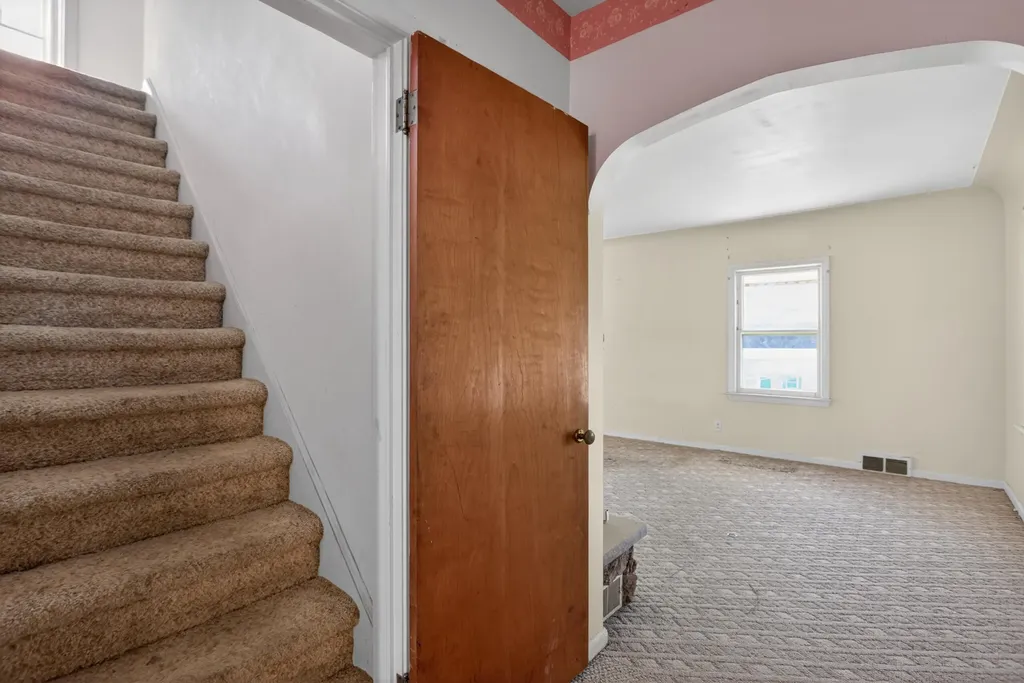2627 Cooper Street Blackman Charter Township MI 49201