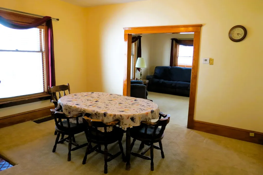 743 Ellery Avenue Jackson City MI 49202