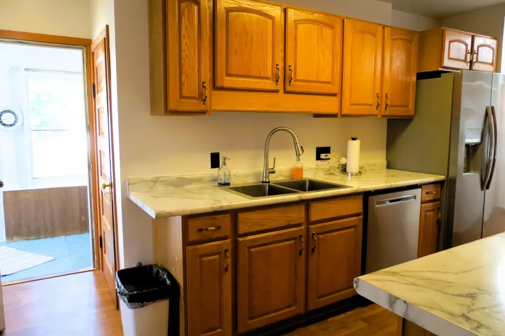743 Ellery Avenue Jackson City MI 49202