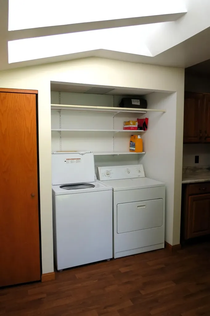743 Ellery Avenue Jackson City MI 49202